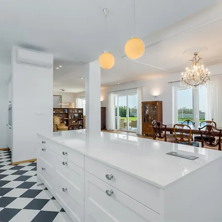 Borgonja By Seeadria Agency *